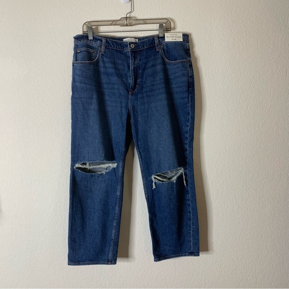 Abercrombie & Fitch Womens blue the ankle straight distressed knee jeans 18S NWT